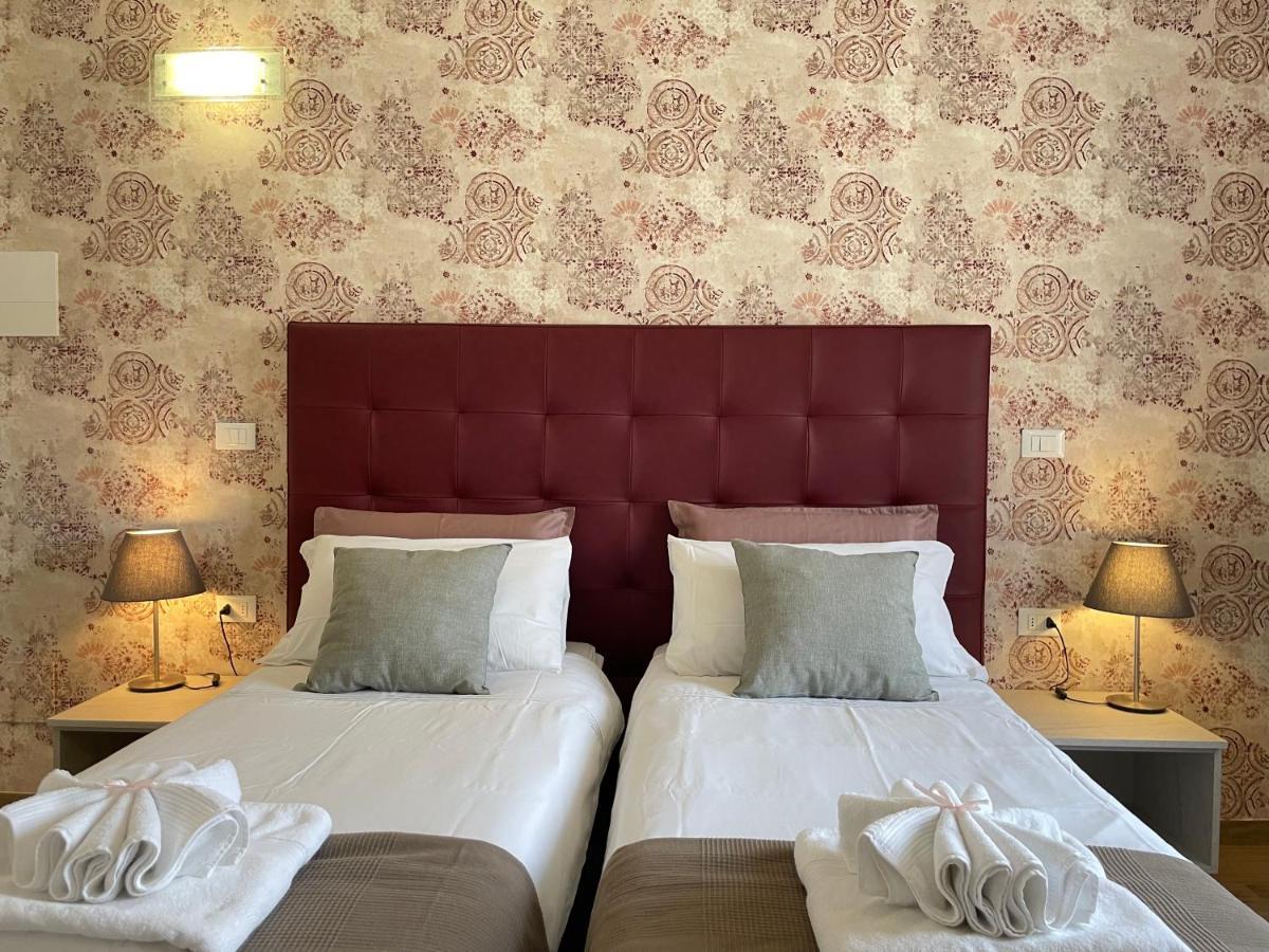 Porta Alla Croce Guest House فلورنس المظهر الخارجي الصورة
