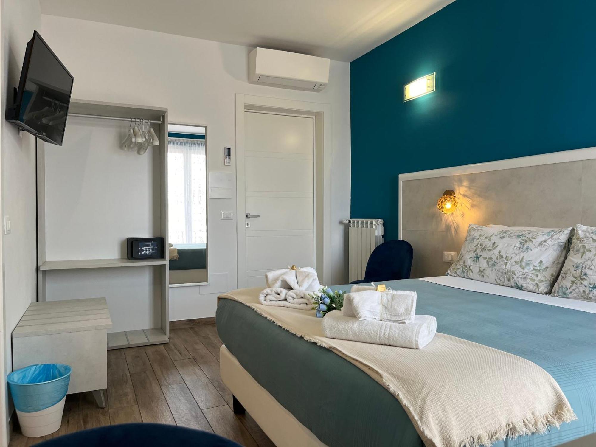 Porta Alla Croce Guest House فلورنس المظهر الخارجي الصورة