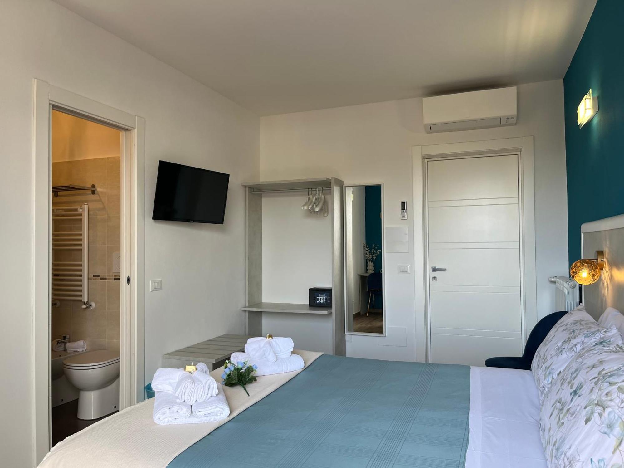 Porta Alla Croce Guest House فلورنس المظهر الخارجي الصورة