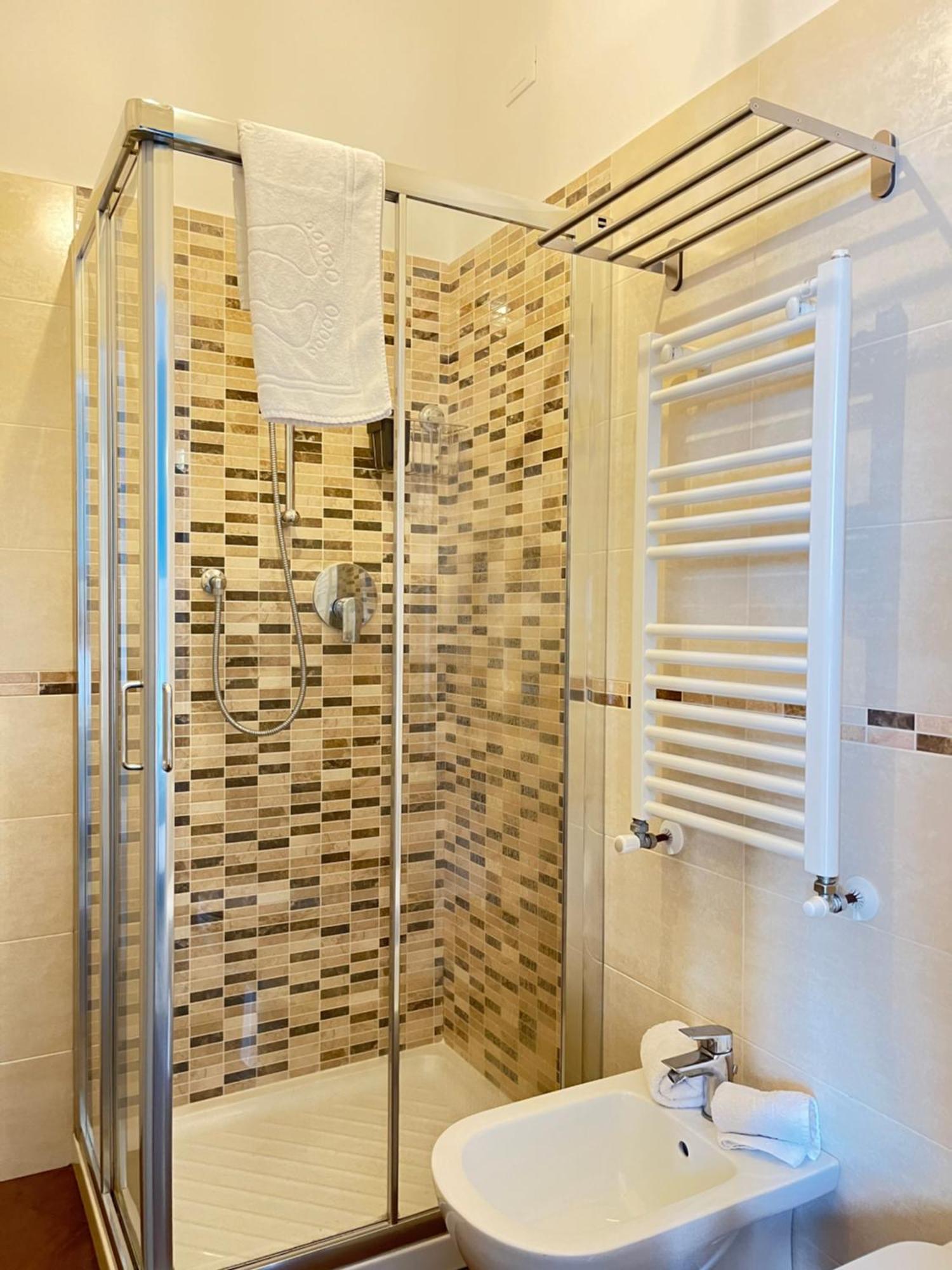 Porta Alla Croce Guest House فلورنس الغرفة الصورة