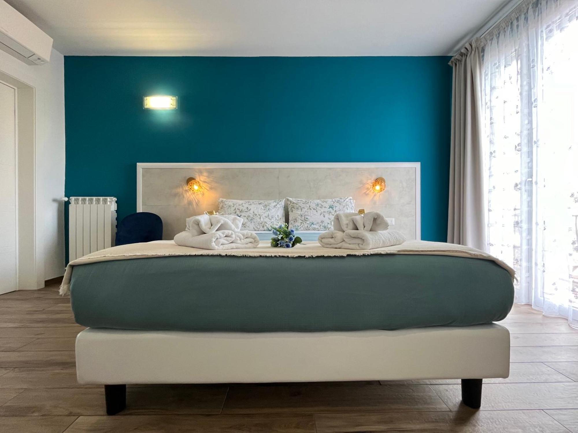 Porta Alla Croce Guest House فلورنس المظهر الخارجي الصورة