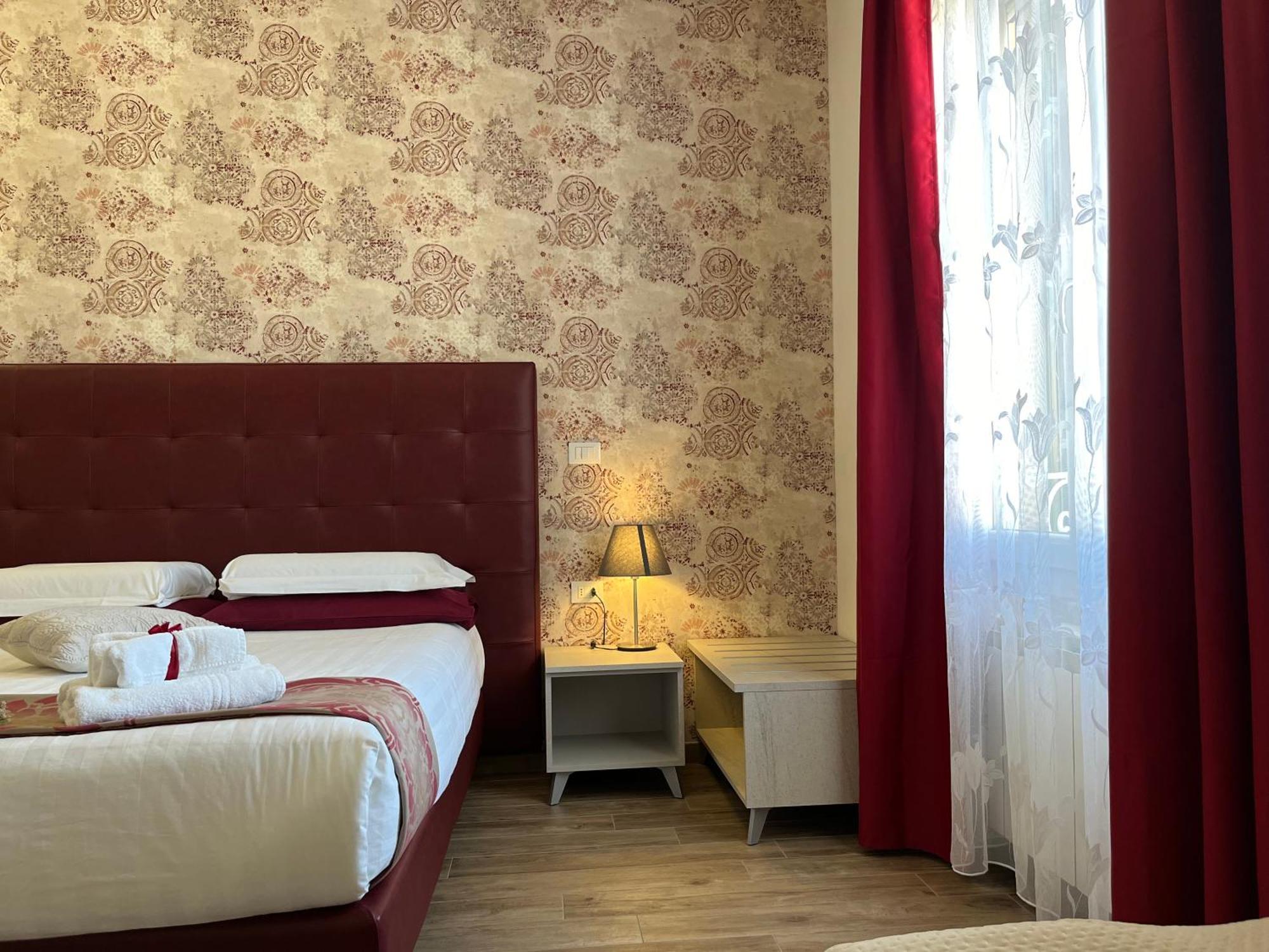 Porta Alla Croce Guest House فلورنس المظهر الخارجي الصورة