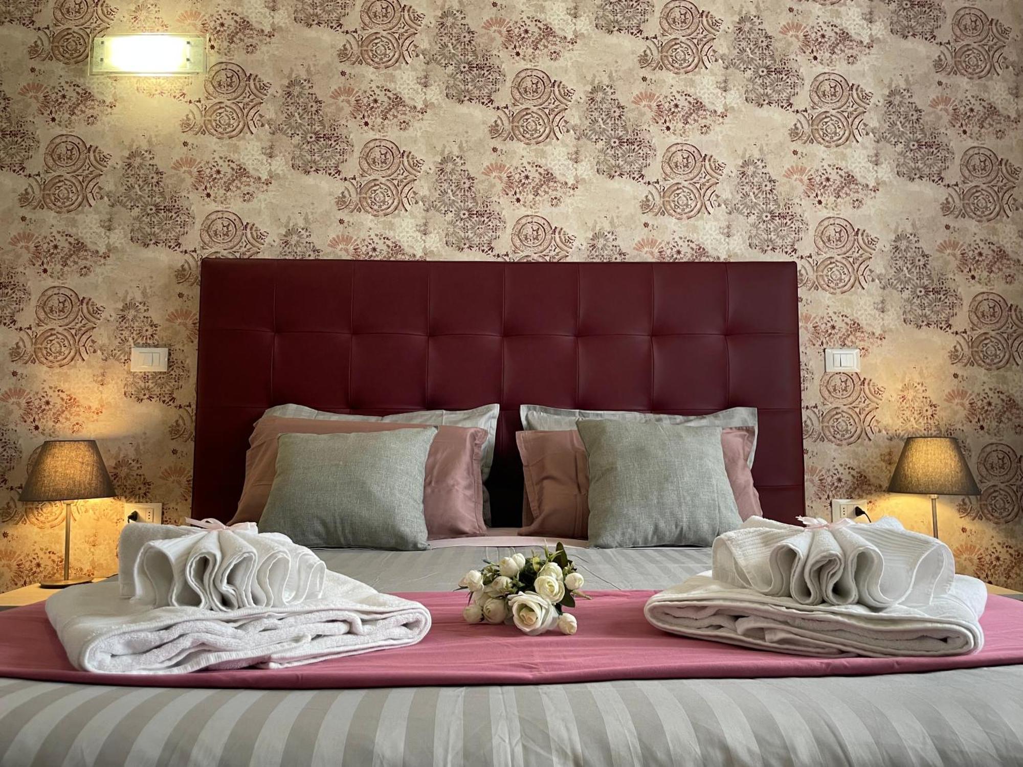 Porta Alla Croce Guest House فلورنس المظهر الخارجي الصورة